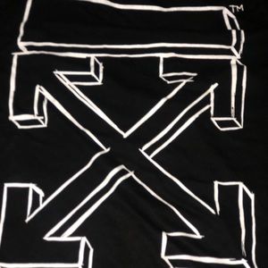 Off white tee shirt M